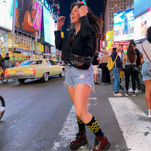 Meet your Posher, Lina